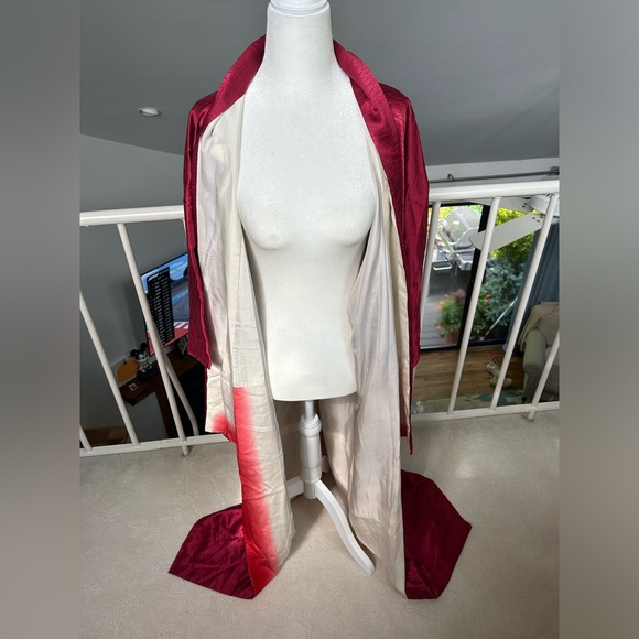 Beautiful Silk Vintage Japanese Kimono Crimson Robe Rare Wafu Red Japan Vampire - Picture 6 of 9